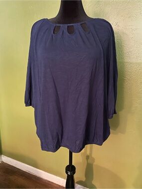 Faded Glory Navy Keyhole Detail Relaxed Tunic
